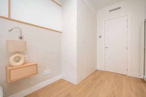 Apartamento en venta en Madrid, España 2 dormitorios, 115 m2 No. 141386 - foto 18