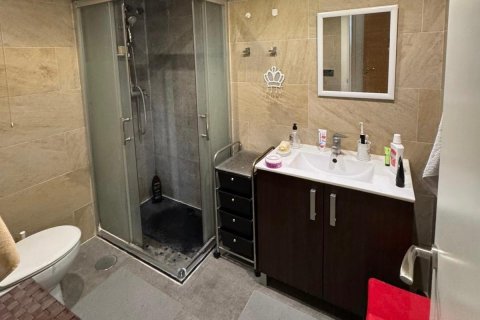 Lägenhet till salu i Alicante, Spanien 91 kvm. Nr. 141384 - foto 10