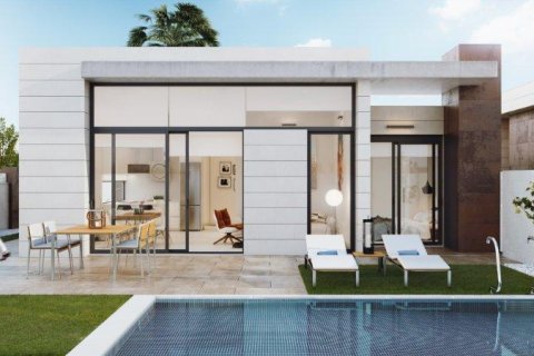 Villa en venta en Pilar de la Horadada, Alicante, España 3 dormitorios, 109 m2 No. 141382 - foto 1