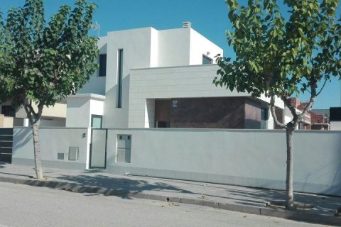 Villa en venta en Pilar de la Horadada, Alicante, España 3 dormitorios, 109 m2 No. 141382 - foto 9