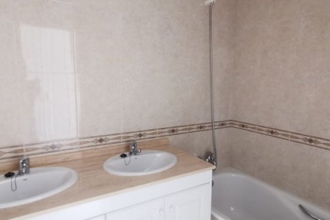 Apartment for sale Alicante, Spain 2 bedrooms, 113 sq.m. No. 115052 - photo 28