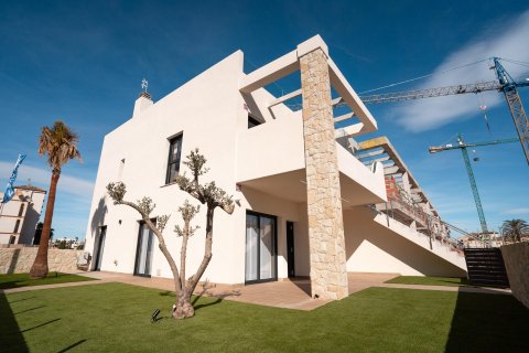 Bungalow till salu i Pilar de la Horadada, Alicante, Spanien 3 sovrum, 83 kvm. Nr. 171324 - foto 3