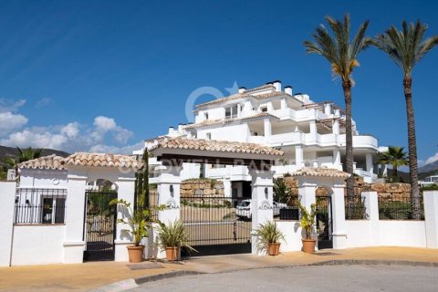 Apartamento en venta en Marbella, Málaga, España 2 dormitorios, 110 m2 No. 157875 - foto 2