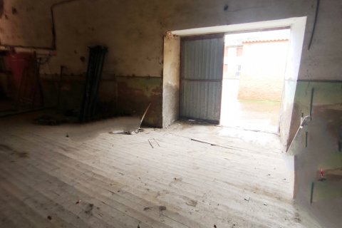 Commercial property for sale in Mansilla de las Mulas, Leon, Spain 232 sq.m. No. 185243 - photo 10