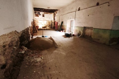 Commercial property for sale in Mansilla de las Mulas, Leon, Spain 232 sq.m. No. 185243 - photo 11