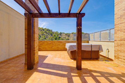 Takvåning för uthyrning Villajoyosa, Alicante, Spanien 1 sovrum, 60 kvm. Nr. 139395 - foto 26