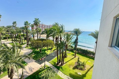 Lägenhet till salu Torrevieja, Alicante, Spanien 2 sovrum, 94 kvm. Nr. 139398 - foto 7