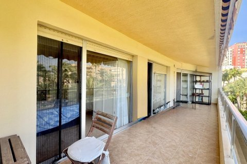 Lägenhet till salu Torrevieja, Alicante, Spanien 2 sovrum, 94 kvm. Nr. 139398 - foto 9