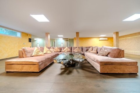 Villa à vendre à Torrevieja, Alicante, Espagne, 5 chambres, 438 m2 No. 165584 - photo 16