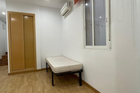 Lägenhet till salu i Madrid, Spanien 42 kvm. Nr. 141396 - foto 16