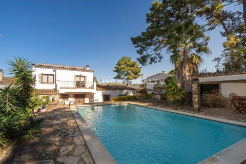 Dom w Santa Cristina d'Aro, Girona, Hiszpania 5 sypialni, 465 mkw. nr 176926 – zdjęcie 4