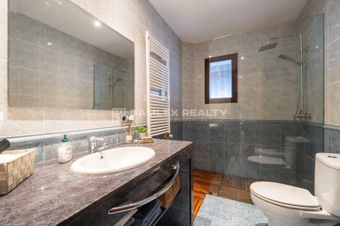 Dom w Santa Cristina d'Aro, Girona, Hiszpania 5 sypialni, 465 mkw. nr 176926 – zdjęcie 24