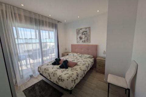 Willa w La Zenia, Alicante, Hiszpania 3 sypialnie, 110 mkw. nr 156065 – zdjęcie 13