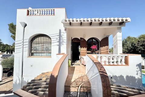 Villa à vendre Villamartin, Alicante, Espagne, 4 chambres, 150 m2 No. 111160 - photo 4