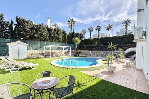 Villa à vendre Villamartin, Alicante, Espagne, 4 chambres, 150 m2 No. 111160 - photo 6