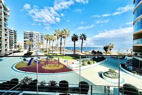 Huoneisto myytävänä Punta Prima, Alicante, Espanja, 2 makuuhuonetta, 80 m2 No. 111156 - kuva 2
