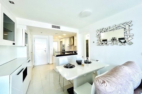 Huoneisto myytävänä Punta Prima, Alicante, Espanja, 2 makuuhuonetta, 80 m2 No. 111156 - kuva 6