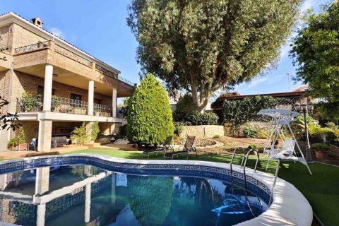 Villa for sale Ciudad Quesada, Alicante, Spain 5 bedrooms, 364 sq.m. No. 109463 - photo 2