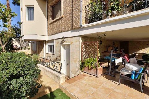 Villa for sale Ciudad Quesada, Alicante, Spain 5 bedrooms, 364 sq.m. No. 109463 - photo 8