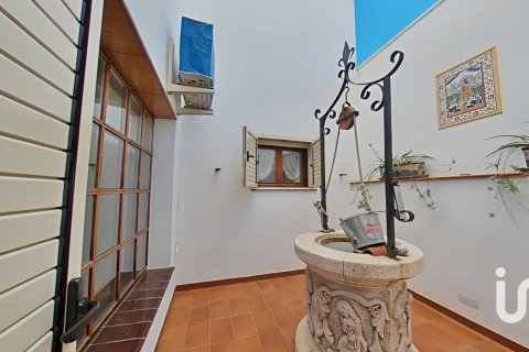 Hus till salu i Balaguer, Lleida, Spanien 4 sovrum, 385 kvm. Nr. 173368 - foto 29