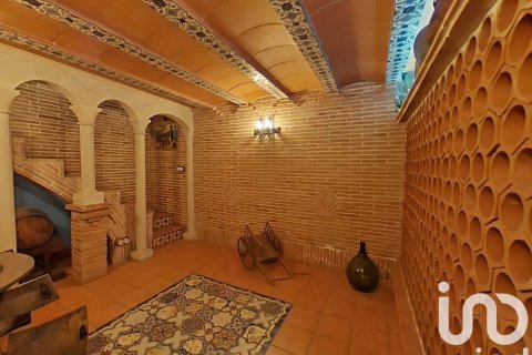Hus till salu i Balaguer, Lleida, Spanien 4 sovrum, 385 kvm. Nr. 173368 - foto 13