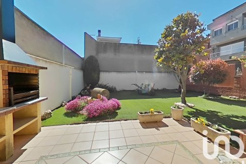 Hus till salu i Balaguer, Lleida, Spanien 4 sovrum, 385 kvm. Nr. 173368 - foto 14