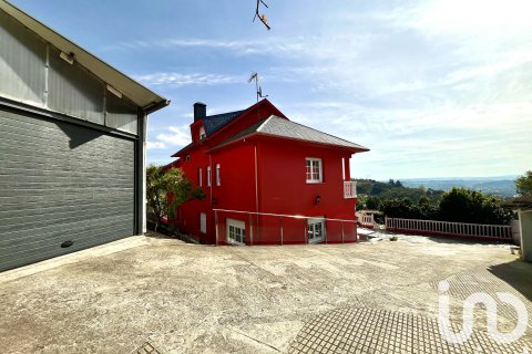 Hus till salu i Culleredo, A Coruna, Spanien 5 sovrum, 336 kvm. Nr. 173367 - foto 5