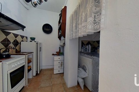 Hus till salu i Montblanc, Tarragona, Spanien 4 sovrum, 255 kvm. Nr. 173370 - foto 3