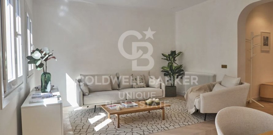 Apartment à Madrid, Espagne 2 chambres, 103 m2 No. 179137