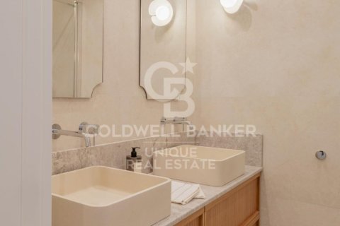 Apartment à vendre à Madrid, Espagne, 2 chambres, 98 m2 No. 179136 - photo 23