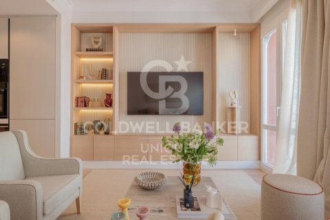 Apartment à vendre à Madrid, Espagne, 2 chambres, 98 m2 No. 179136 - photo 4