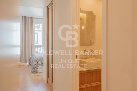 Apartment à vendre à Madrid, Espagne, 2 chambres, 98 m2 No. 179136 - photo 22