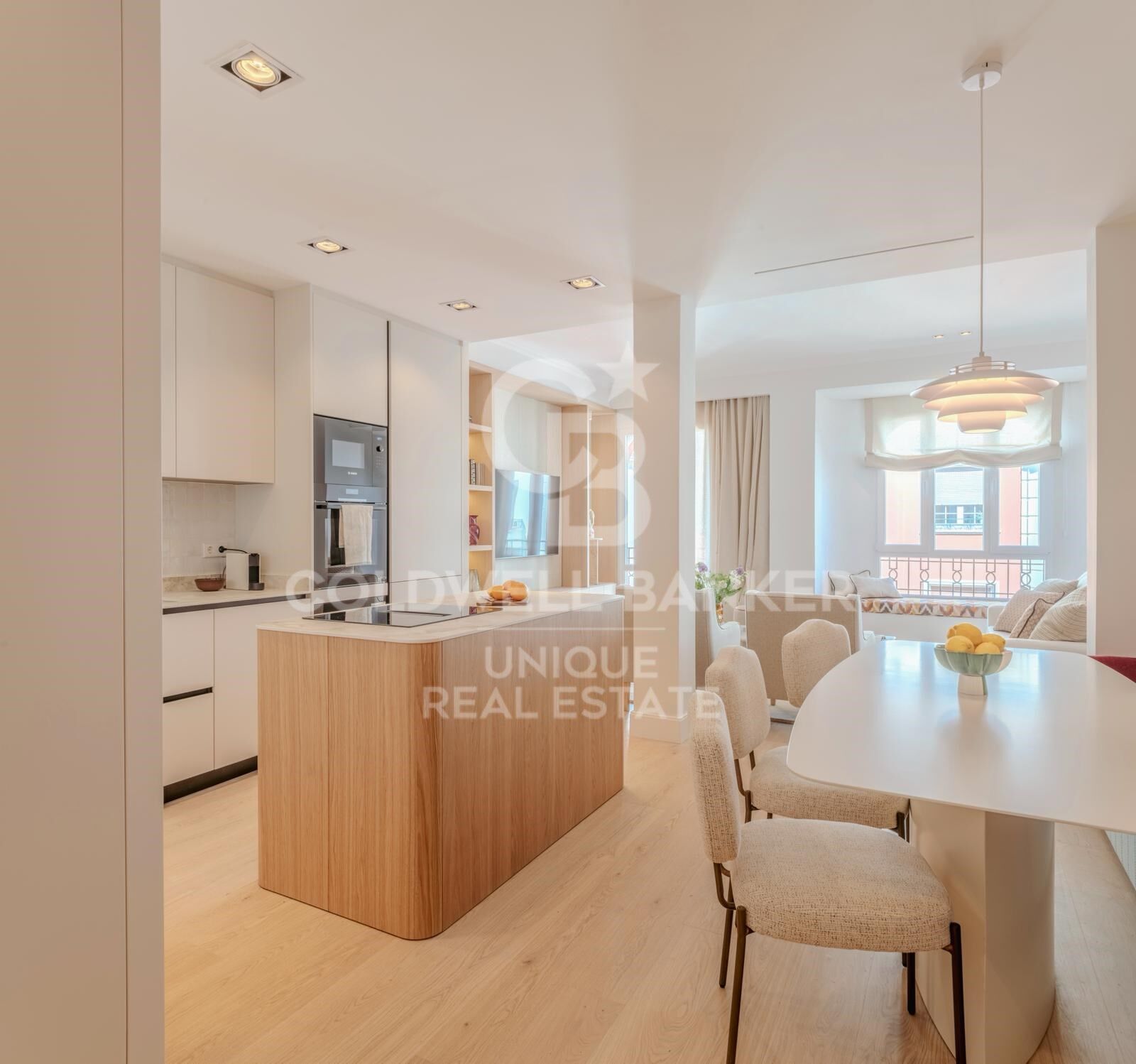 Appartamento a Madrid, Spagna 2 camere da letto, 98 mq. N° 179136