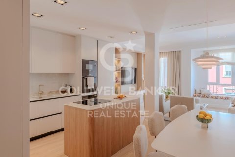 Apartment à vendre à Madrid, Espagne, 2 chambres, 98 m2 No. 179136 - photo 11