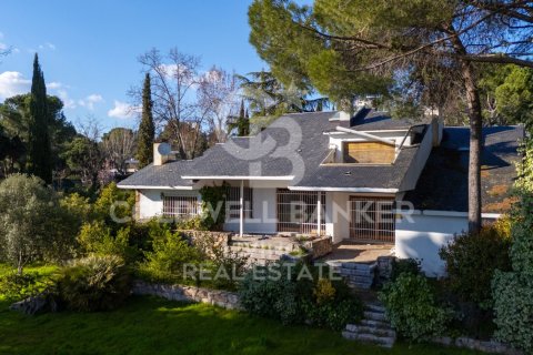 House à vendre à Pozuelo de Alarcon, Madrid, Espagne, 7 chambres, 581 m2 No. 179133 - photo 13
