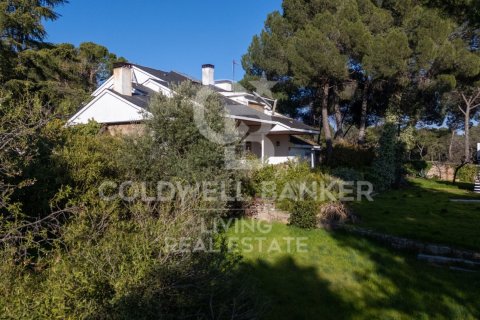 House à vendre à Pozuelo de Alarcon, Madrid, Espagne, 7 chambres, 581 m2 No. 179133 - photo 16