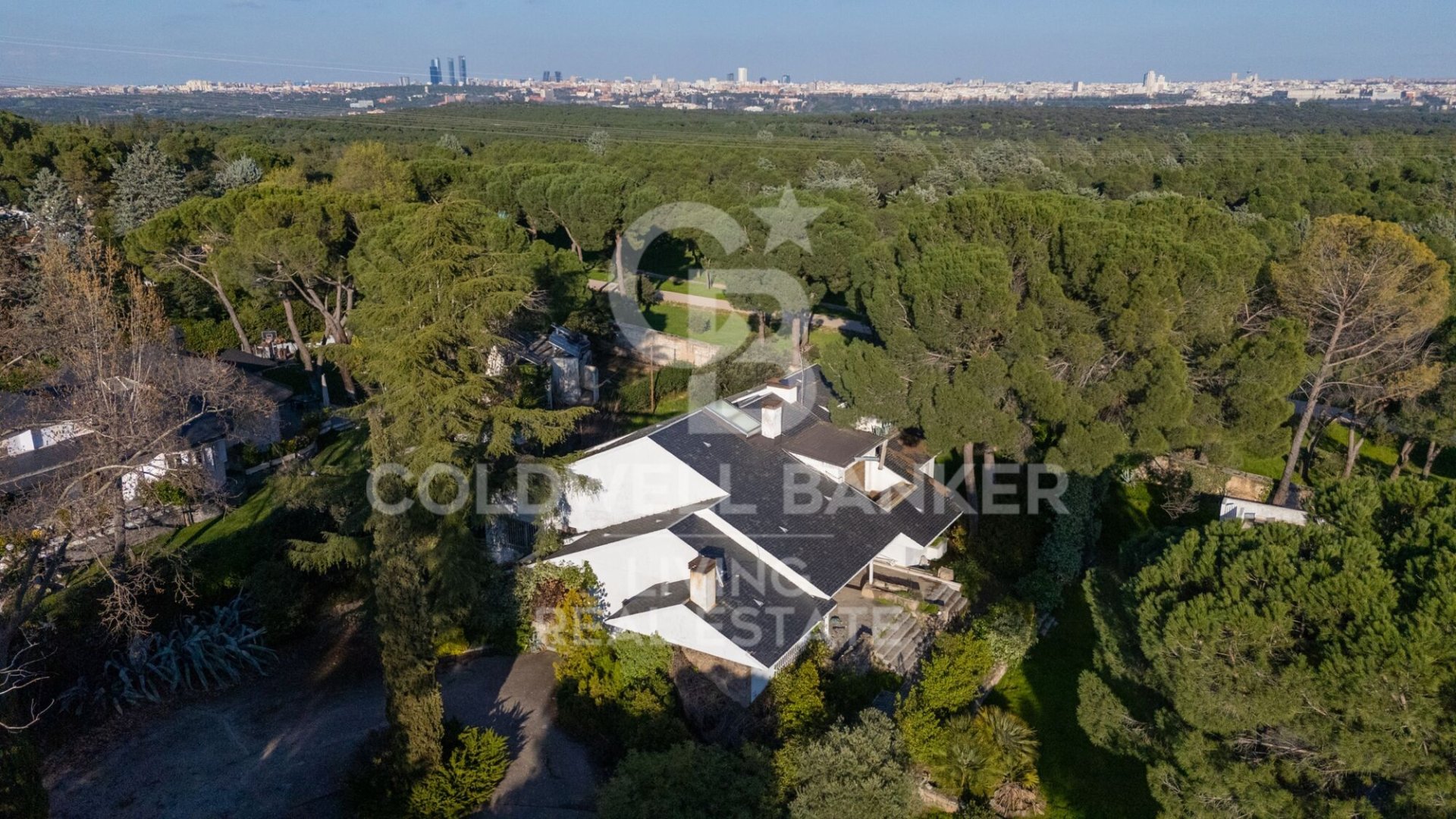 Dom w Pozuelo de Alarcon, Madrid, Hiszpania 7 sypialni, 581 mkw. nr 179133