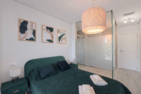 Apartment for sale in Villamartin, Alicante, Spain 3 bedrooms, 97 sq.m. No. 179525 - photo 16