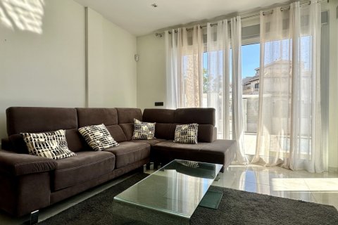 Villa for sale in Cabo Roig, Alicante, Spain 3 bedrooms, 125 sq.m. No. 179524 - photo 8