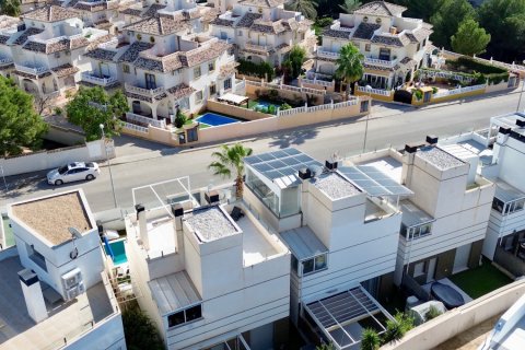 Villa for sale in Cabo Roig, Alicante, Spain 3 bedrooms, 125 sq.m. No. 179524 - photo 20