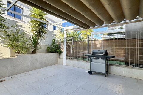 Villa for sale in Cabo Roig, Alicante, Spain 3 bedrooms, 125 sq.m. No. 179524 - photo 5