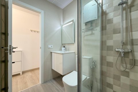 Apartment for rent San Blas, Gipuzkoa, Spain 2 bedrooms, 75 sq.m. No. 133088 - photo 29