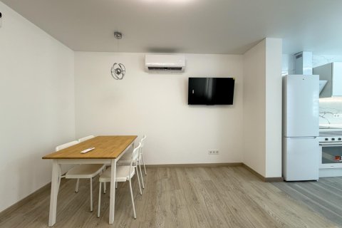 Apartment for rent San Blas, Gipuzkoa, Spain 2 bedrooms, 75 sq.m. No. 133088 - photo 18