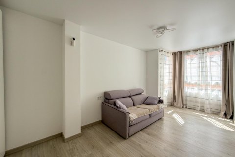 Apartment for rent San Blas, Gipuzkoa, Spain 2 bedrooms, 75 sq.m. No. 133088 - photo 23
