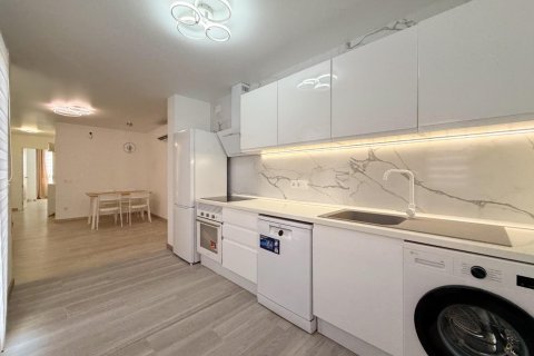 Apartment for rent San Blas, Gipuzkoa, Spain 2 bedrooms, 75 sq.m. No. 133088 - photo 16