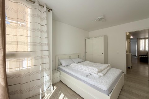Apartment for rent San Blas, Gipuzkoa, Spain 2 bedrooms, 75 sq.m. No. 133088 - photo 9