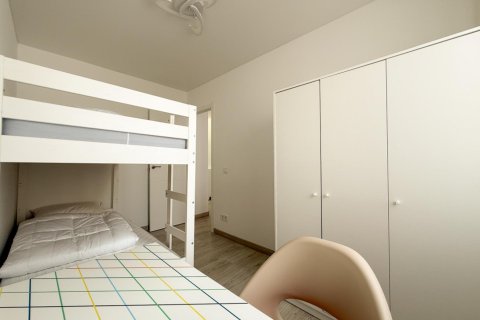 Apartment for rent San Blas, Gipuzkoa, Spain 2 bedrooms, 75 sq.m. No. 133088 - photo 20