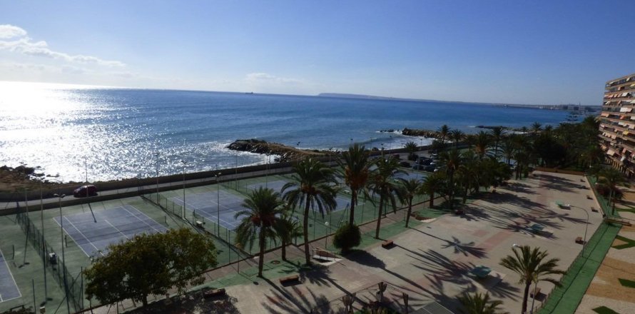 Apartment Alicante, Spain 2 bedrooms, 90 sq.m. No. 133082