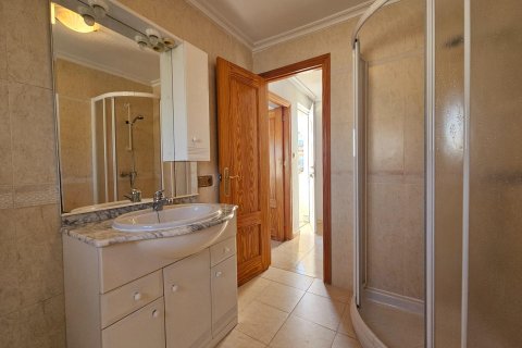 Villa for sale Cabo Roig, Alicante, Spain 4 bedrooms, 110 sq.m. No. 133083 - photo 28