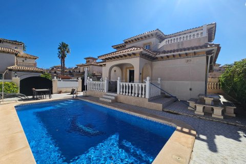 Villa for sale Cabo Roig, Alicante, Spain 4 bedrooms, 110 sq.m. No. 133083 - photo 1